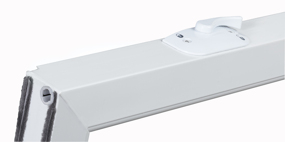 Harmony Open, Latch Retracted